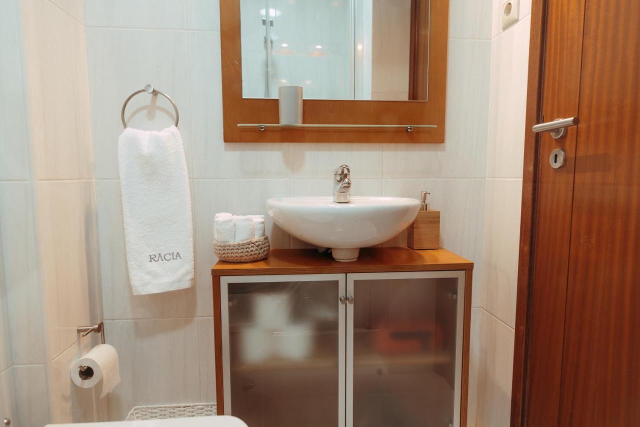 Racia Lodges - Apartment Viana do Castelo Bagian luar foto