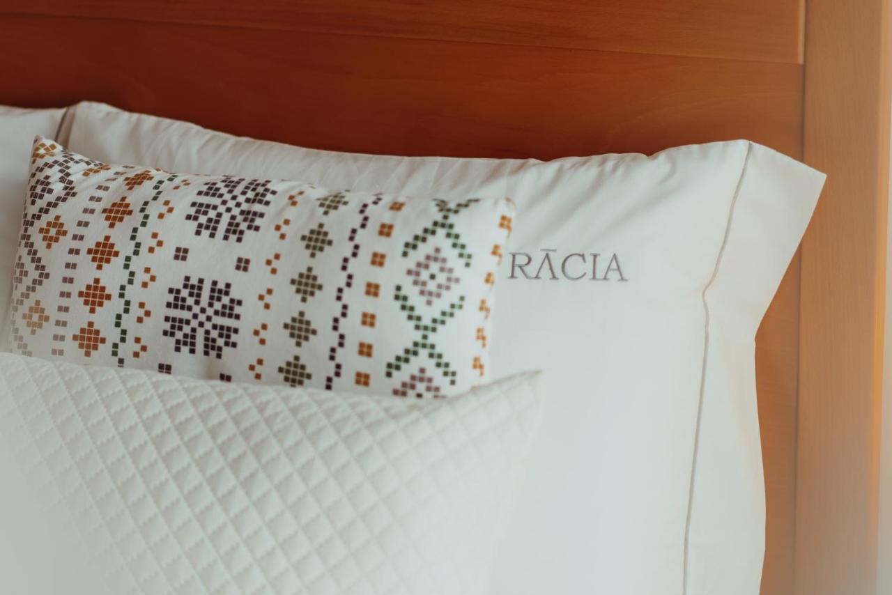 Racia Lodges - Apartment Viana do Castelo Bagian luar foto